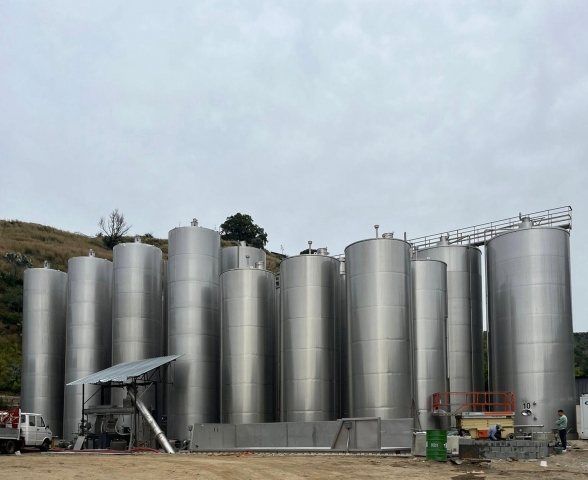  Battery of tanks + reception tank