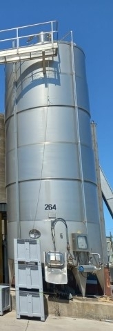 Fermenters in stainless steel