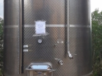 180 hl tank for vinification with inclined bottom