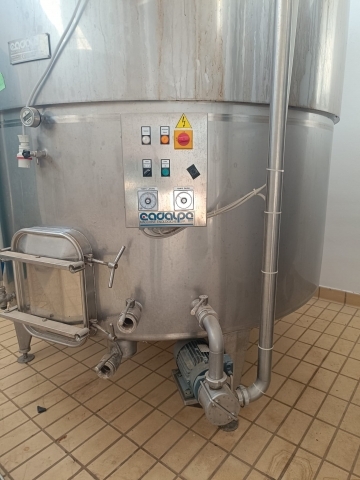 No. 2 100 hl winemakers
